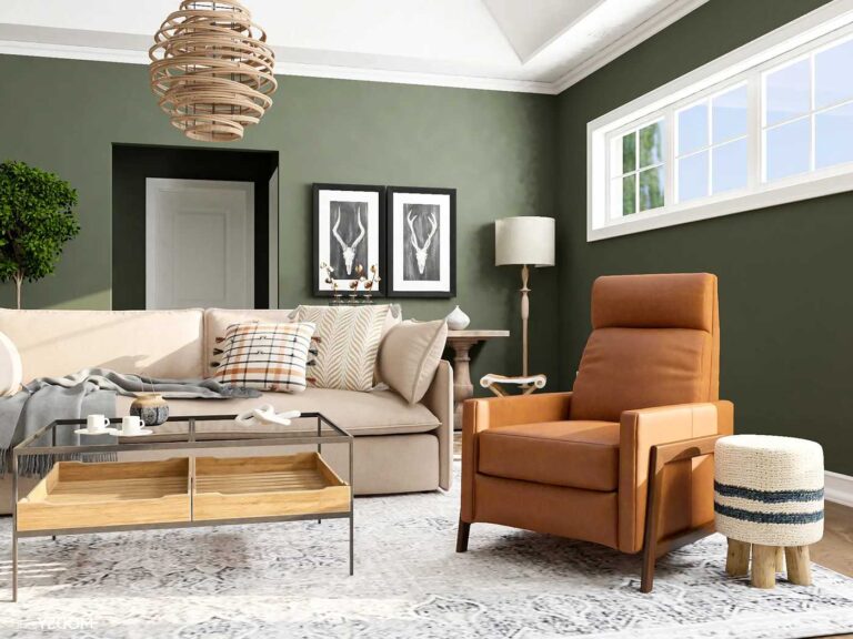 salón con paredes verdes oscuro, sofá crema, sillón en color terracota, alfombra blanca con arabescos.